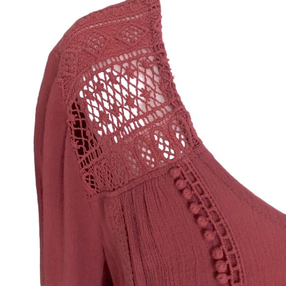 Express Rayon Bell Sleeve Scoop Neck Elastic Waist Blouse Crochet Detail Sz. Sm - Picture 7 of 15